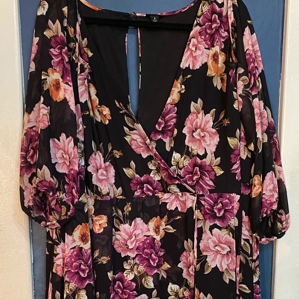 Torrid Floral Size 6 Cold-Shoulder Maxi Dress